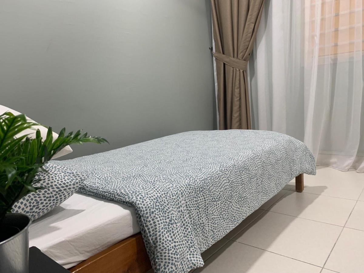 Rumah Sarah Semenyih Exterior foto